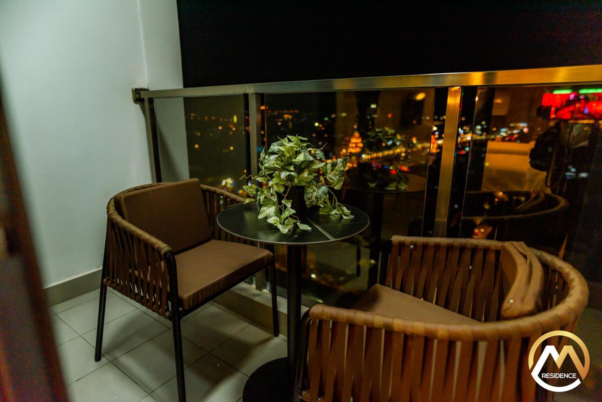 Hotel Serviced Apartments Top One Infinity Pool With View Of 360 Degree Phnompenh Exteriér fotografie