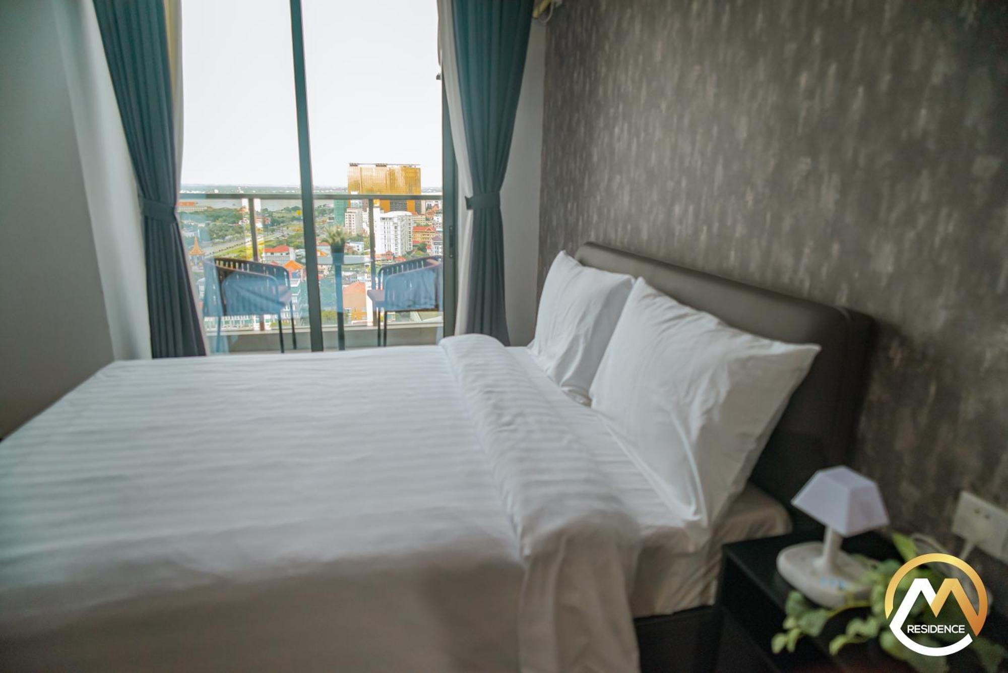 Hotel Serviced Apartments Top One Infinity Pool With View Of 360 Degree Phnompenh Exteriér fotografie